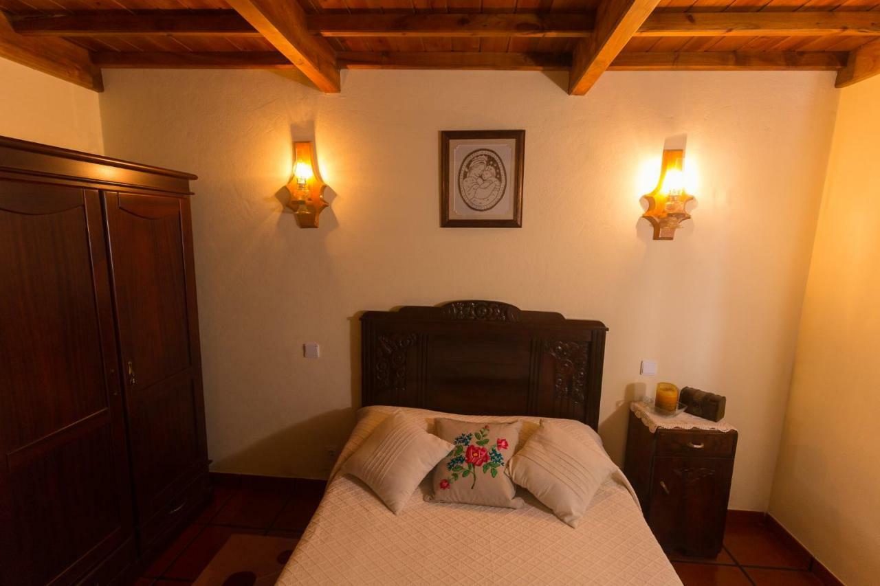 Casa Vinhas Holiday home *